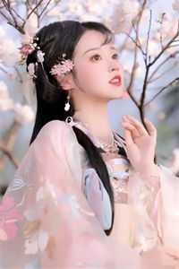 八零：军嫂她又美又飒又吸金