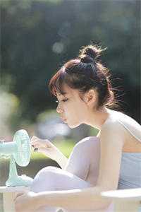 春闺梦里人