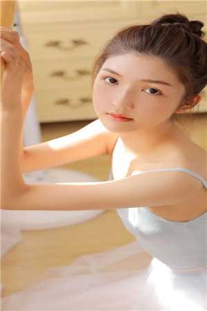 小说远离渣男后，她艳压群芳