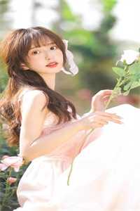 活成前任白月光后，她桃花朵朵开全集小说