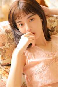 被捕入狱后，未婚夫带着新科技参加审判全章节阅读