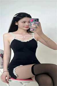 备受厌恶的妹妹死后,哥哥们提取她的记忆进行全球直播全集