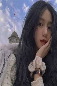 活成前任白月光后，她桃花朵朵开精选小说