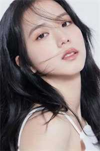 转行卖烧烤后，他桃花不断精品小说