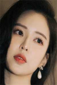 全文豪门夫人很反骨，随身马甲猛如虎