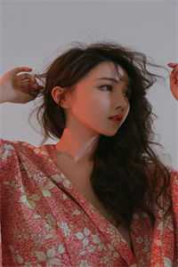 神级消费系统，女神抢着空降完整版