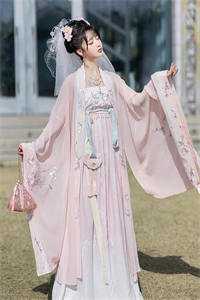 完整文集离婚后，夫人马甲藏不住了