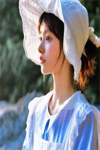 重生后，侯府嫡女飒翻京城短篇小说