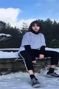 畅读精品八零：军嫂她又美又飒又吸金