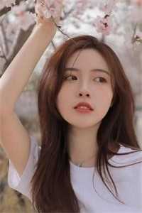 畅销巨著与女帝同胎，她总想拔我脐带