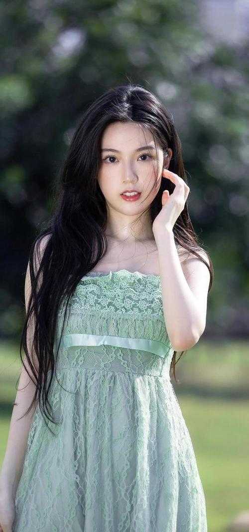 精修版穿书女频，大婚当日被女主杀死