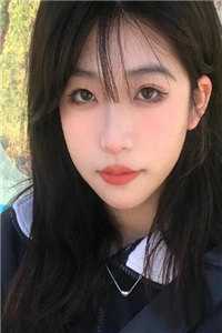 畅销书目救了疯批男人后，他总想掐我桃花