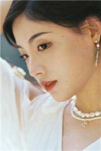 白月光一皱眉，婢子又被王爷抛弃了完结版