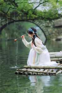 绑定无敌系统后,躺着也能当武帝又名叫什么