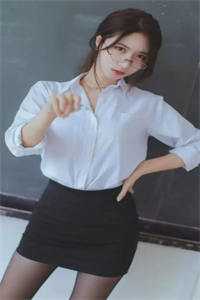 穿成霸总妻，我炮灰碾压女主角！完整文集阅读