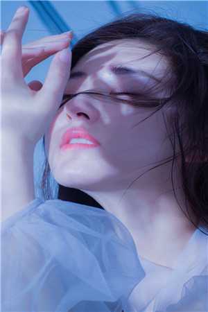 小白莲她乖巧美丽，行走江湖靠演技全章阅读