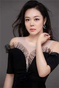 身为主角，我除了女帝老婆一无所有全集小说阅读