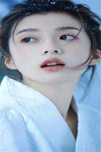 先婚后爱：重生成军嫂后的逆袭之路
