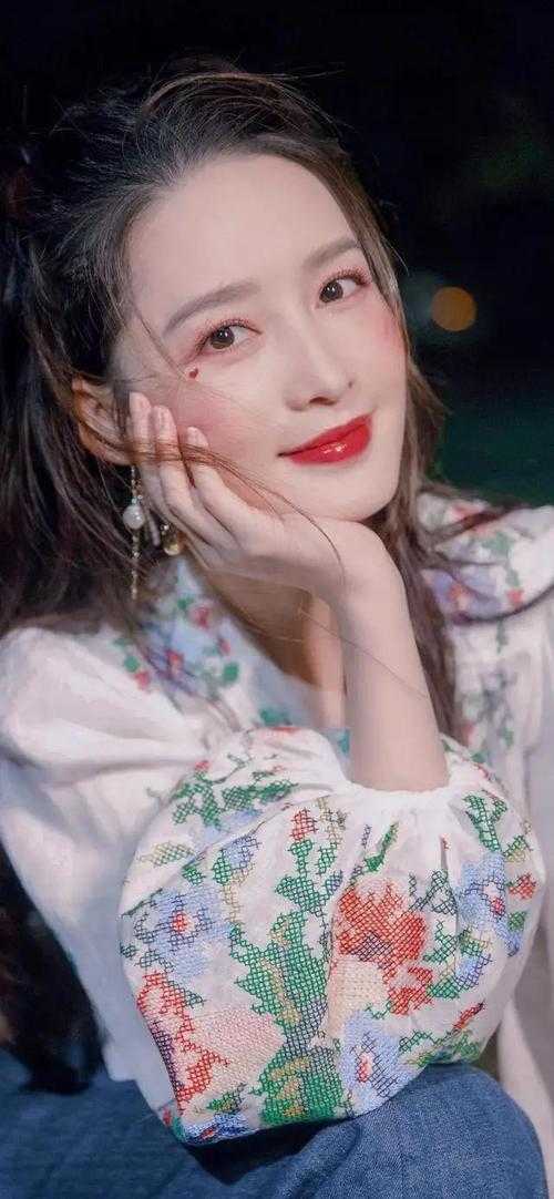 校花别追了，我女友占有欲超强