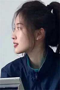 综艺：别人求生做任务，她躺平吃瓜