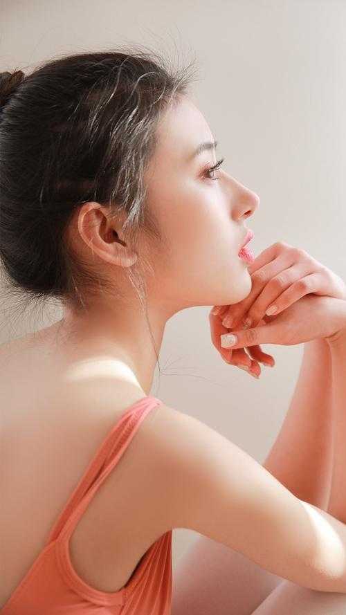 反派：不当舔狗后，冷艳校花急哭了