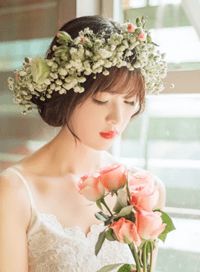 洞房花烛夜，世子他被迫圆房了