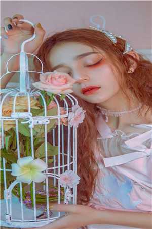 把尸香魔芋当蔬菜，你管这叫废柴？