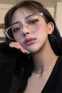 火爆小说变成女孩子的我才不要当魅魔女王