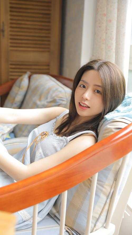 全校公敌！和美女老师谈恋爱全本小说推荐