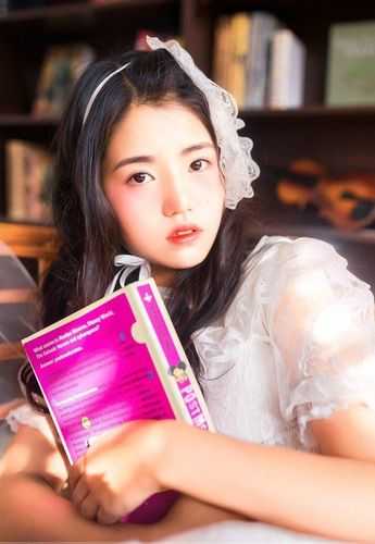 畅读全文版庶女她娇媚可人，陛下陷入爱河啦