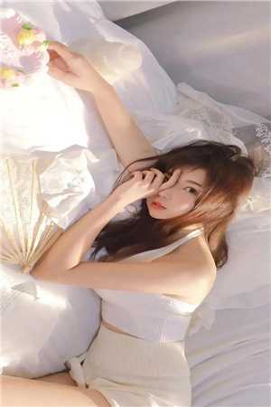 短篇小说神豪：身份曝光后，前女友哭花了妆