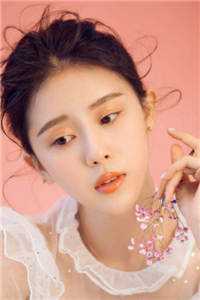 长篇小说身为妖皇的他，被武神女儿镇杀了