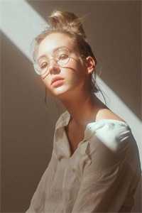 文章精选离婚后，疯批总裁日夜失控