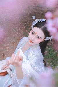 高质量小说获得河神位格，哥的信仰力太强了