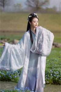 精品重生后，暗恋朕的皇叔暴露小心思了