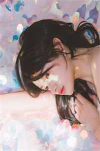 嫁腹黑大佬，娇艳美人撩他诱哄他长篇小说