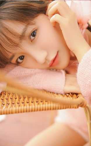 火爆小说全天直播，拍到天后从我床上醒来