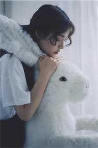 重生后我帮嫂子培养高嫁女