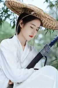 力荐后续段落（藤原秀泽由奈）魂穿1953：我在岛国当渔民