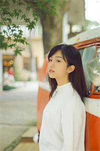 活成前任白月光后，她桃花朵朵开文章精选