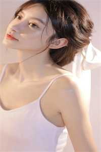 活成前任白月光后，她桃花朵朵开文章全文