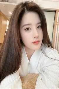 娇妻不爱，疯批总裁手撕离婚协议火爆小说