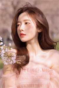 活成前任白月光后，她桃花朵朵开完整文集阅读