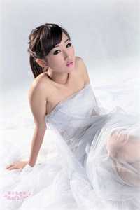 全文章节活成前任白月光后，她桃花朵朵开