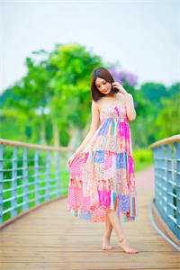畅销书目青云红颜香