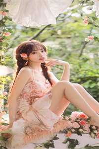 精品全集活成前任白月光后，她桃花朵朵开