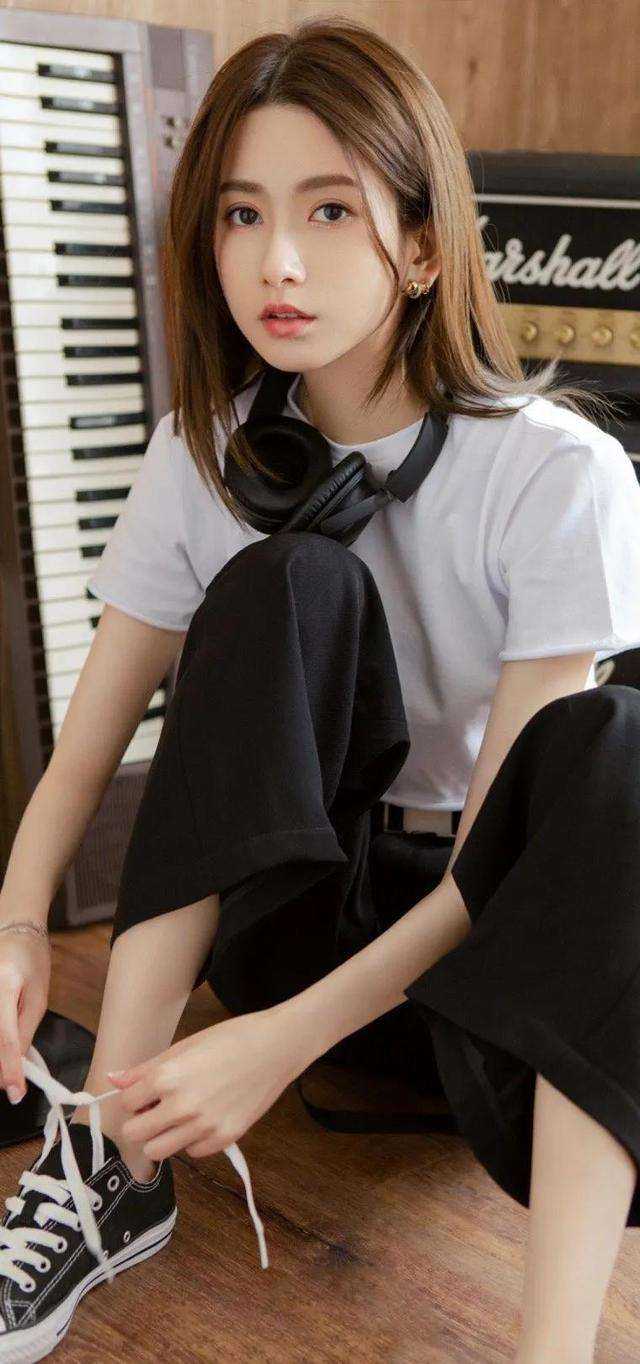 甜蜜军婚：俏军嫂在八零赚麻了热门作品