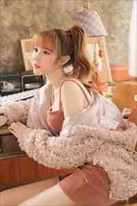 带着女儿入宫后，她成了宫斗冠军畅销小说