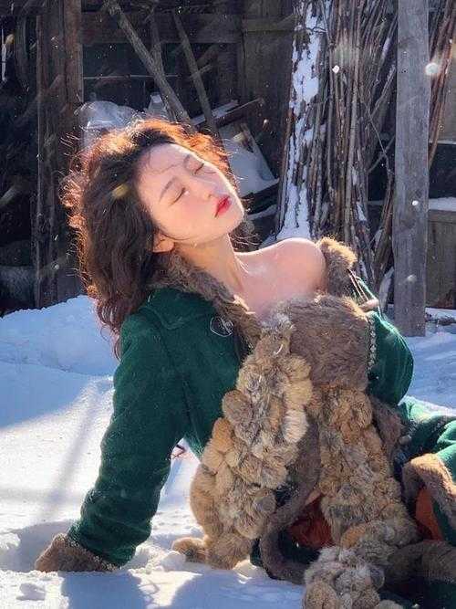 我男的，假扮女星演出，火了在线阅读
