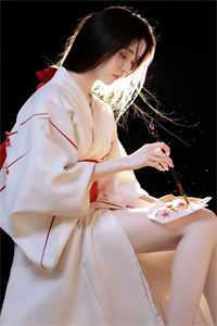 曾许人间共白头谢明礼妄歌